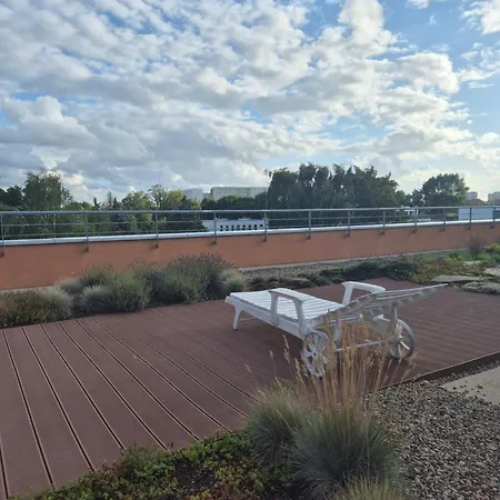 Daire Krysztalowy - *